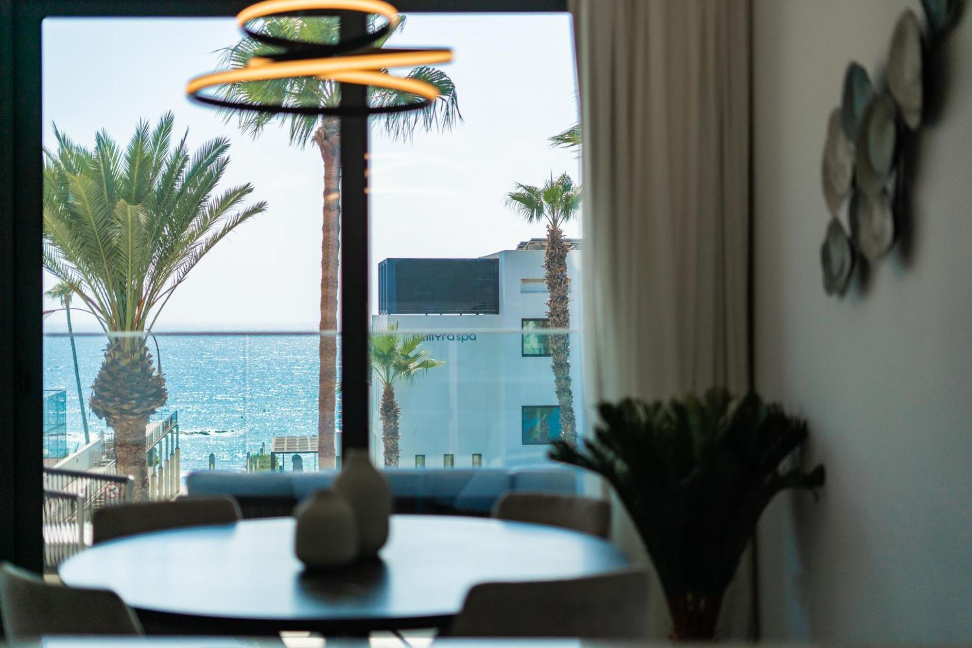 Waterside Sea View Apartments Paphos Exterior foto