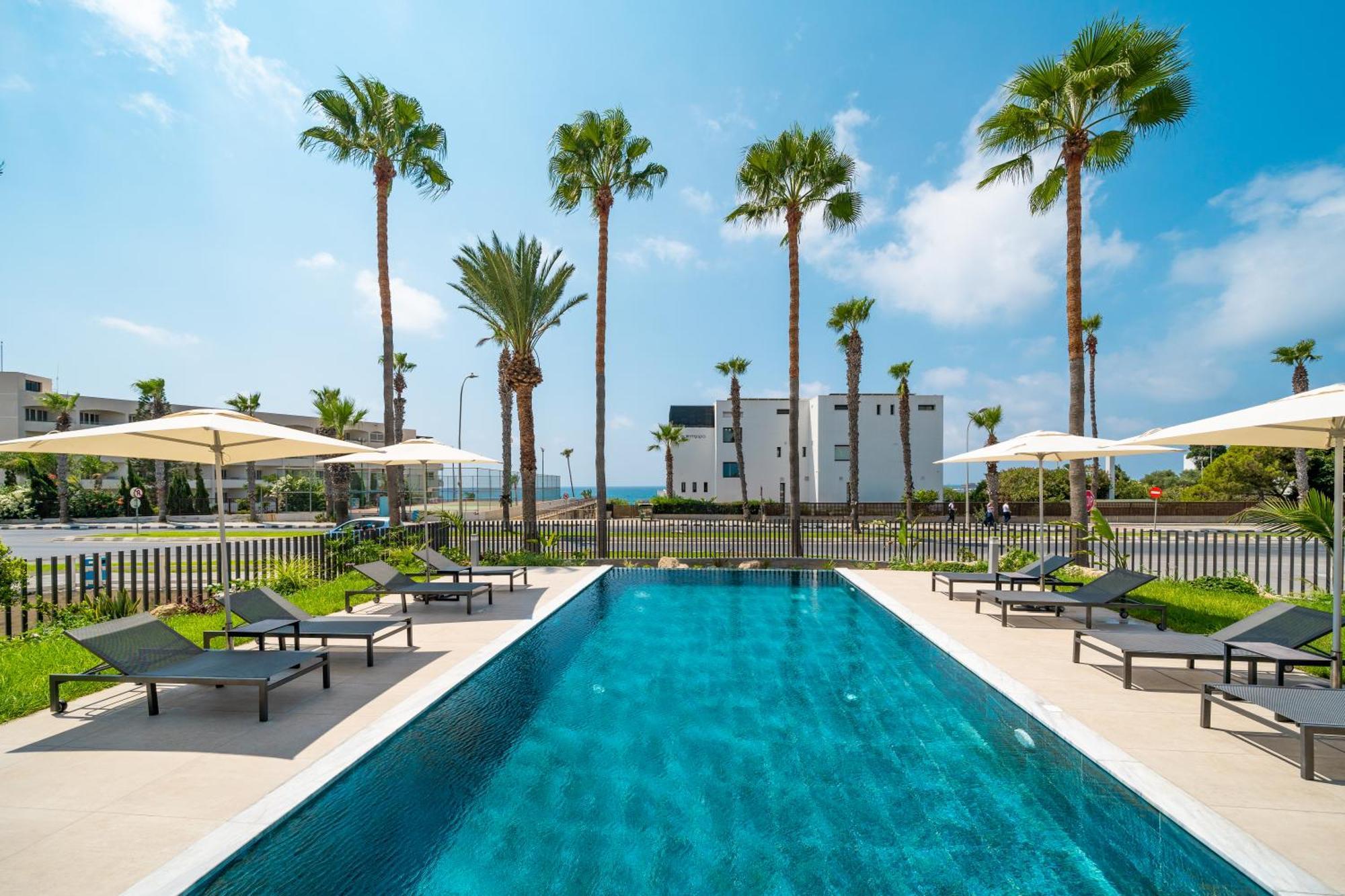 Waterside Sea View Apartments Paphos Exterior foto