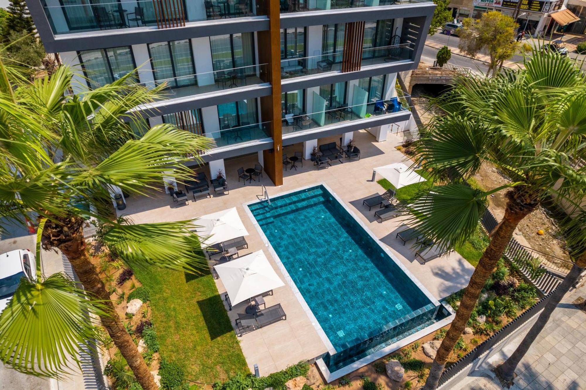 Waterside Sea View Apartments Paphos Exterior foto