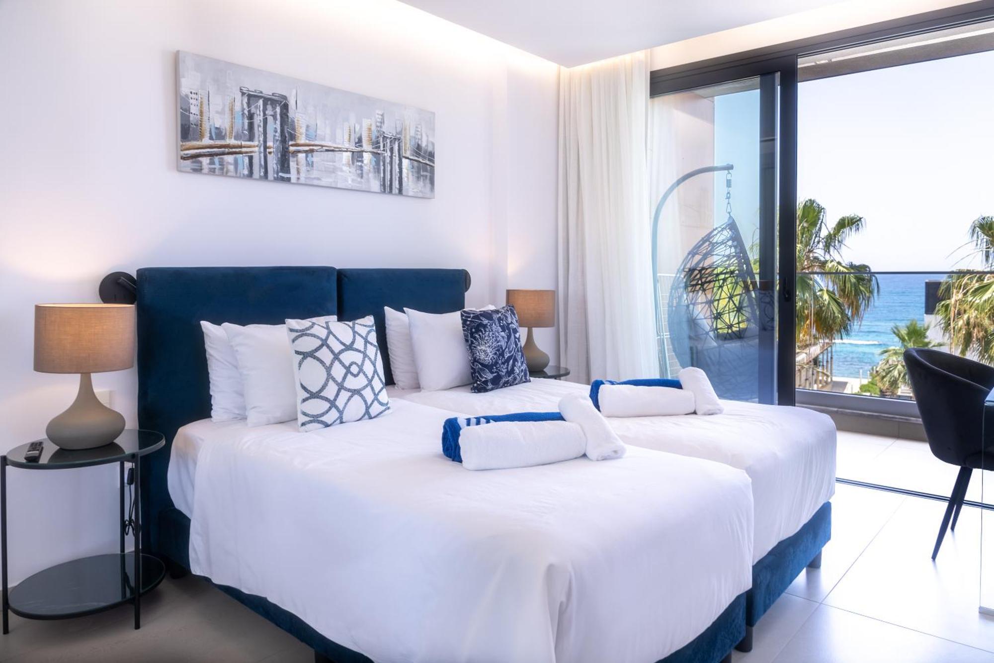 Waterside Sea View Apartments Paphos Exterior foto