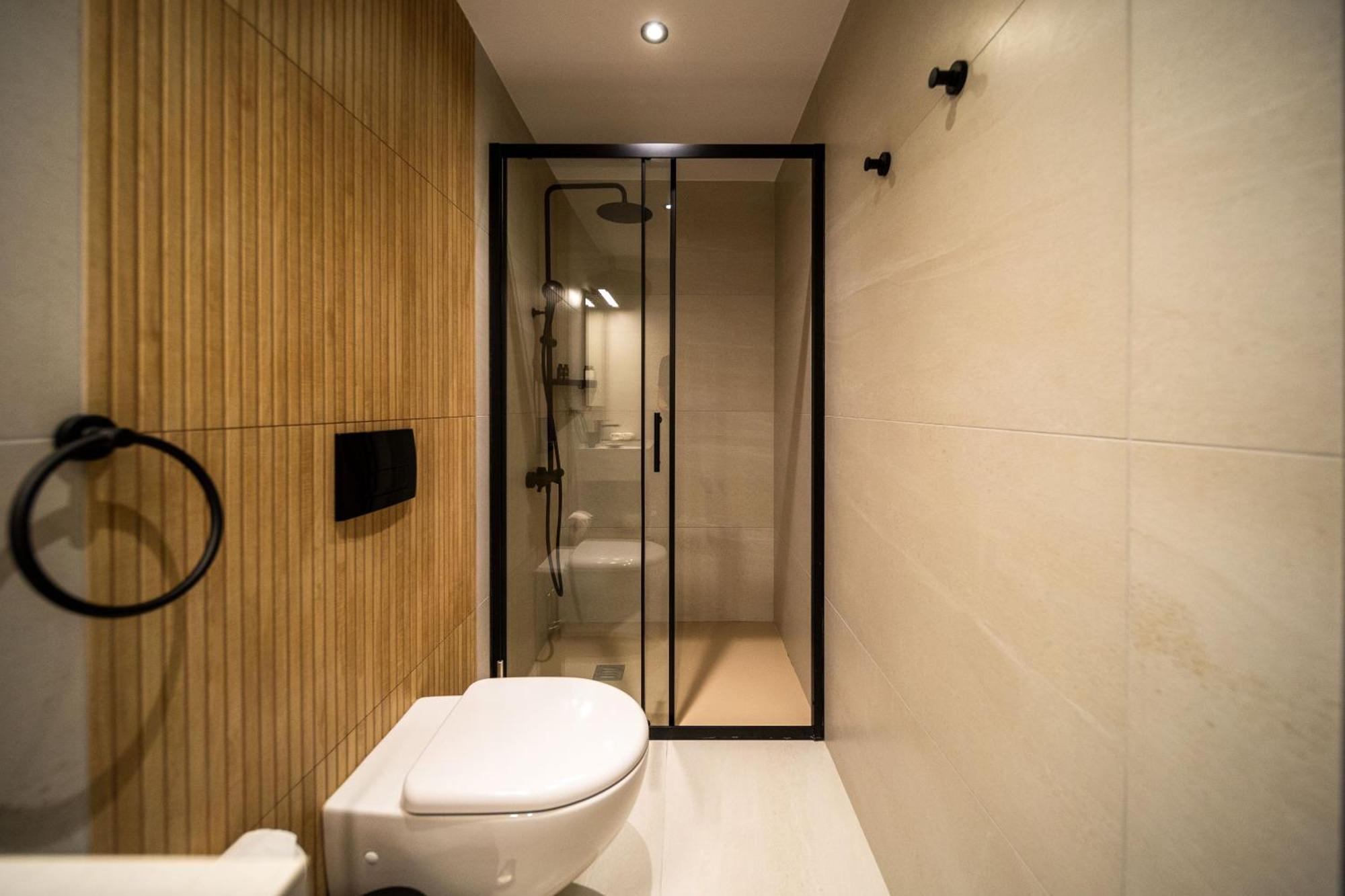 Waterside Sea View Apartments Paphos Exterior foto