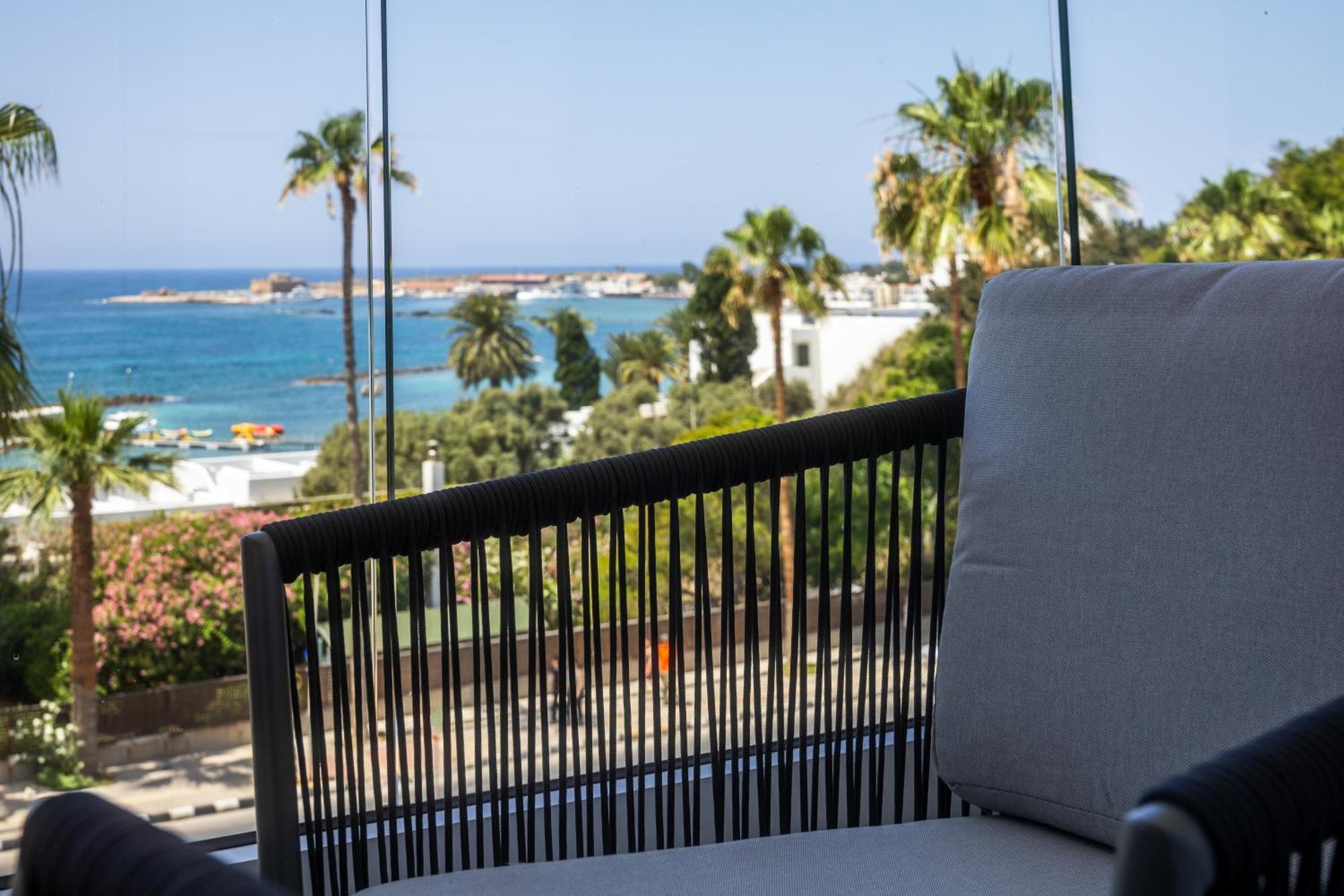 Waterside Sea View Apartments Paphos Exterior foto