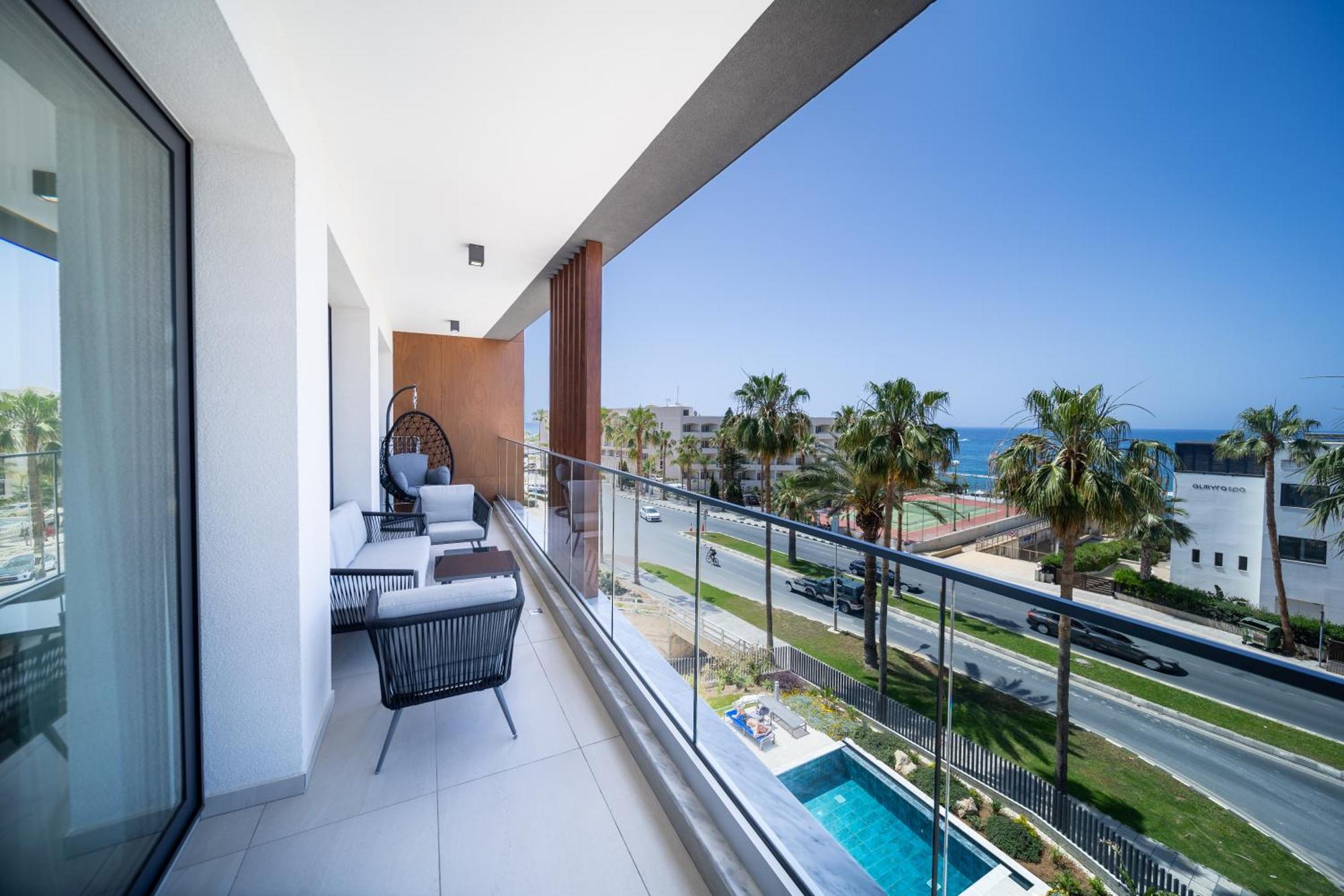 Waterside Sea View Apartments Paphos Exterior foto